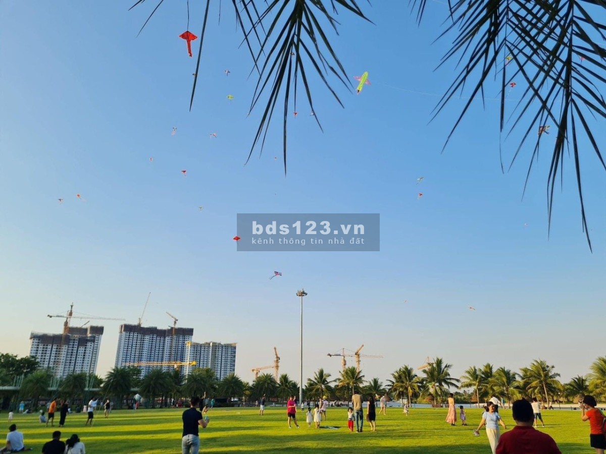 Bán Căn Hộ 1PN+ 47m2 Chỉ 1.76 Tỷ (có nội thất, bao thuế phí) Vinhomes Grand Park Quận 9
