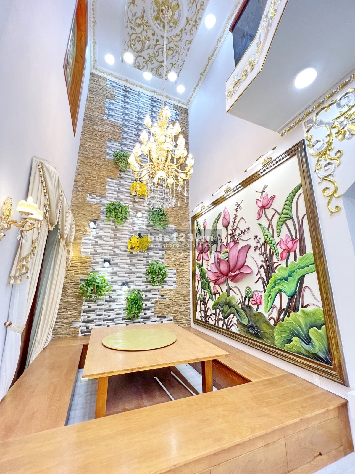 Bán gấp biệt thự cao cấp siêu phẩm, mặt tiền Lê Thị Kỉnh DT: 10x25m, X. Phước Kiểng, Nhà Bè