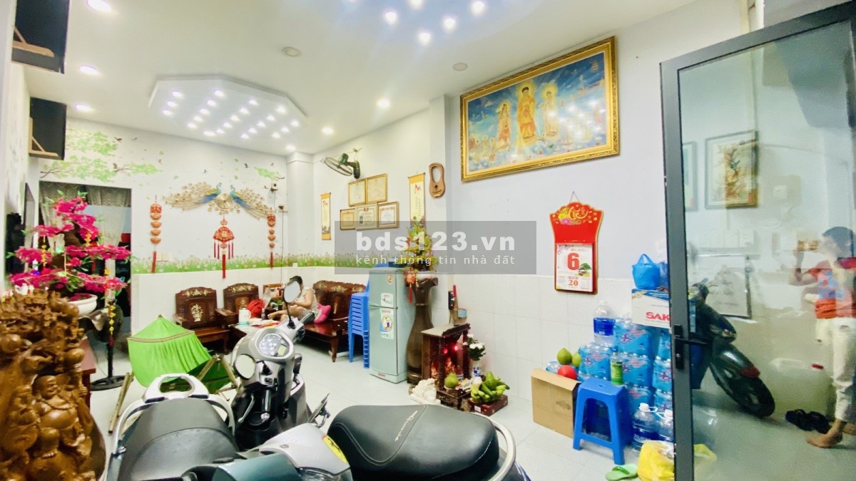 Bán nhà riêng Bình Thạnh 50m², Nguyễn Hữu Cảnh, hẻm như mặt tiền - Sát Landmark 81