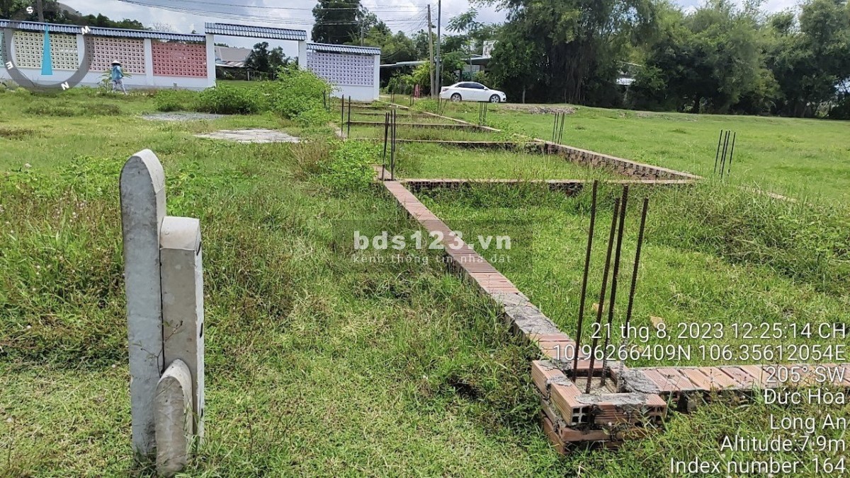 Đất rẽ Đức Hòa Long An 315m đất full thổ góc 2mt đường giá chỉ 950tr