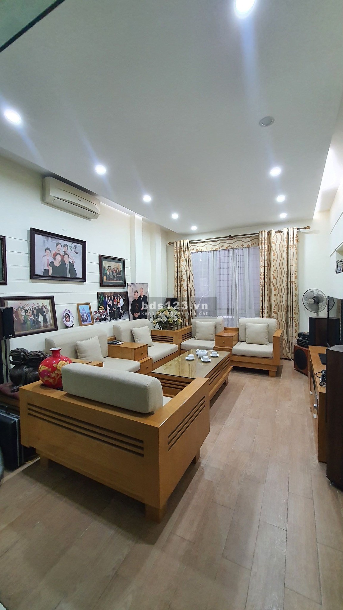 Bán nhà Thanh Xuân dt 26m2 - 3T - MT 4.4m - 2.6 Tỷ