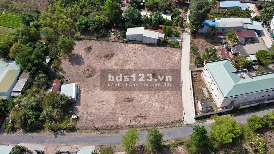 Bán đất thị xã Phú Mỹ - BRVT 5X24; TC 80M2 giá 1 tỷ 0XX