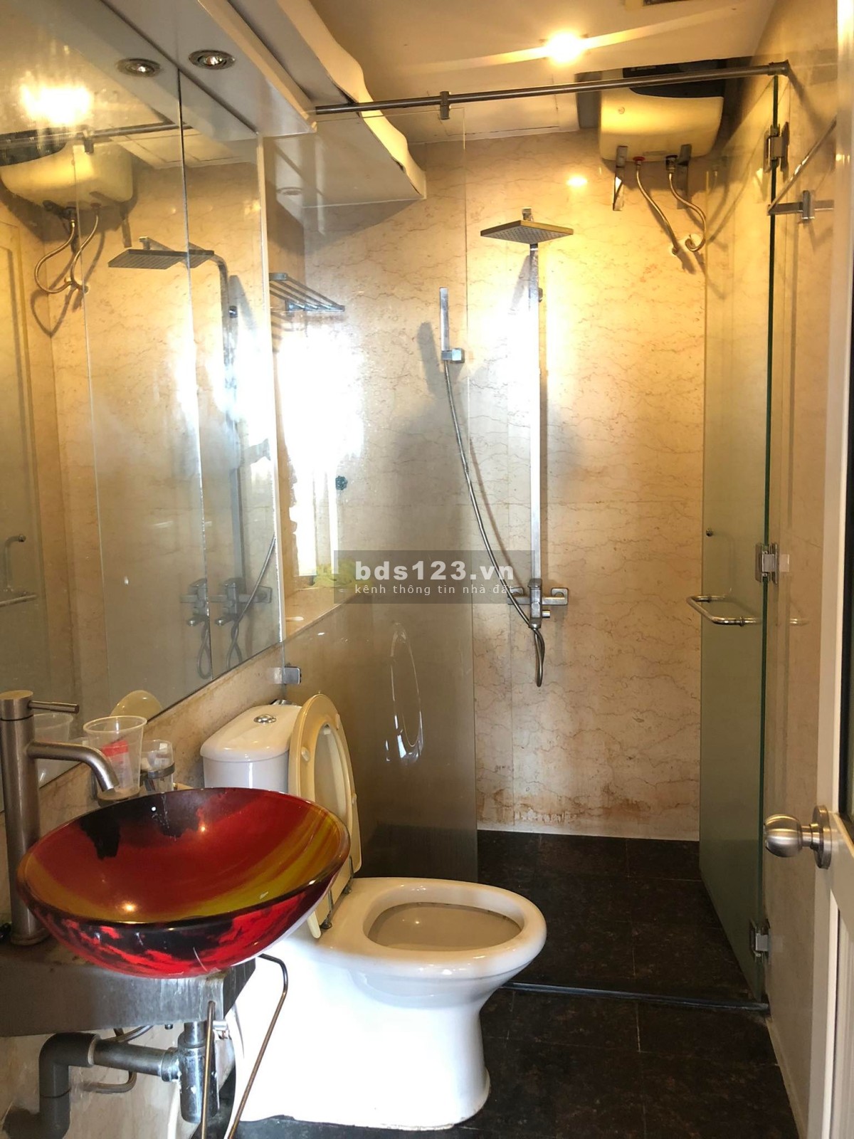 Cần cho thuê căn hộ Central Garden Quận 1, diện tích 145m2, 3PN - 2WC, giá chỉ 16.5 triệu/tháng