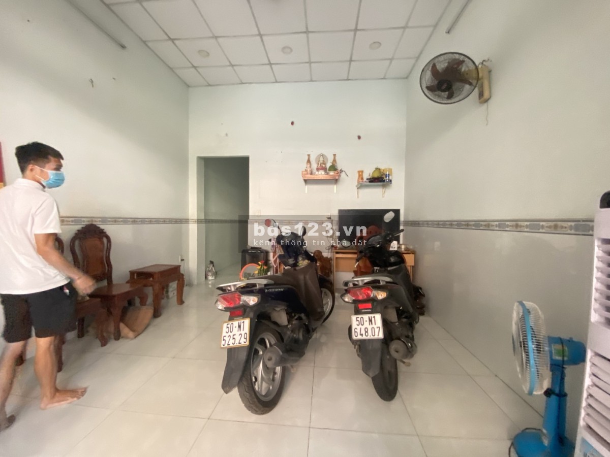 Bán nhà Lũy Bán Bích, Tân Phú, 40m2, 2 Tầng, HXH Thông, 0977303827
