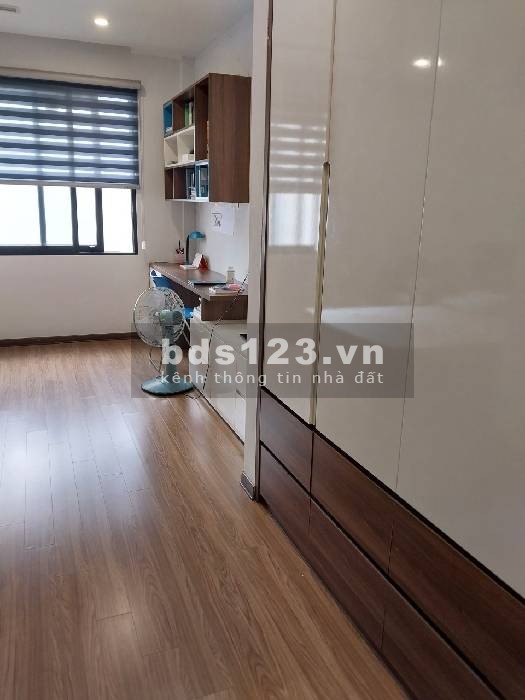 Bán nhà Cổ Linh Long Biên, khu liền kề Minh Tâm, DT: 93m2, 5 tầng, mặt tiền 4,5m 16.5 tỷ