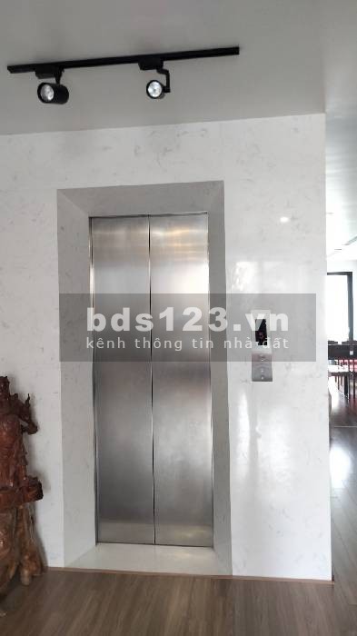 Bán nhà Cổ Linh Long Biên, khu liền kề Minh Tâm, DT: 93m2, 5 tầng, mặt tiền 4,5m 16.5 tỷ