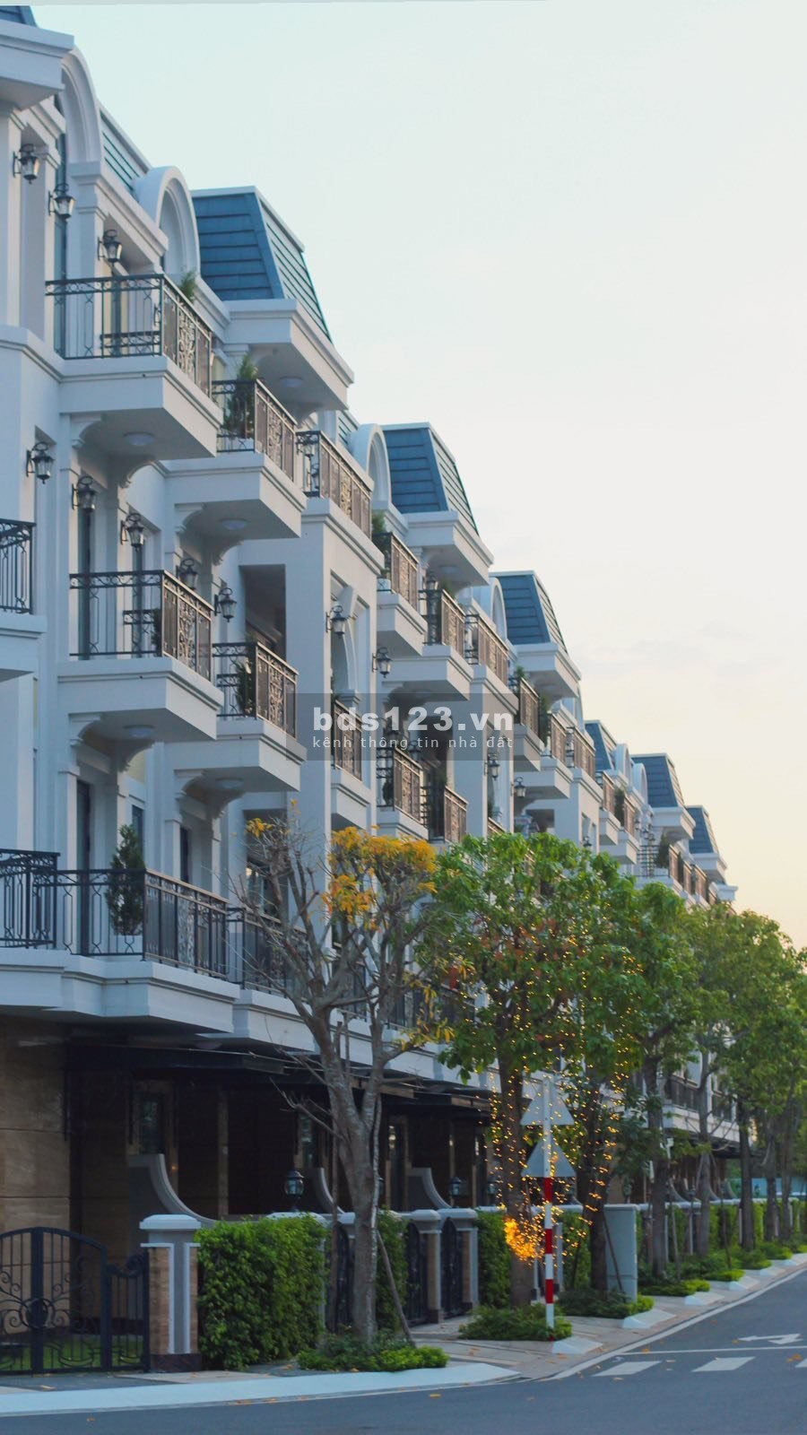 Bán nhà The Classia Khang Điền q9 - chính chủ - căn góc liền kế vườn- hướng đông nam