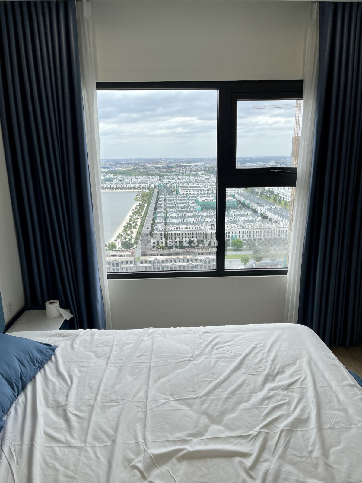 Rẻ nhất Vinhomes Ocean Park căn 1PN+1 ,1WC giá chỉ 1.350 TR ( FULL ĐỒ ) view thoáng LH 0974878790