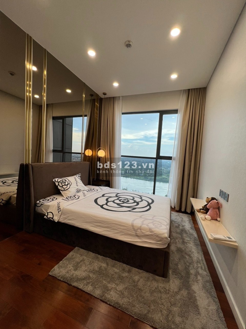 4 bedrooms for rent in Thao Dien District 214m2 fully furnished 5000 USD