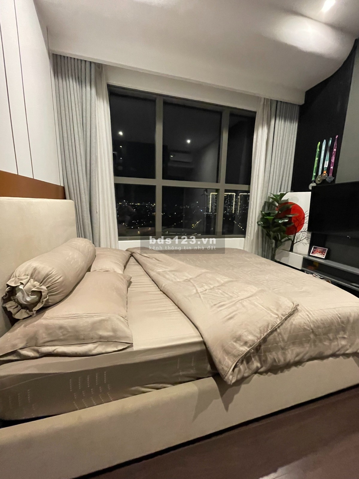 Đủ nội thất cực đẹp! Bán căn hộ The Sun Avenue 86m², 3pn, full nt, 5.5tỷ
