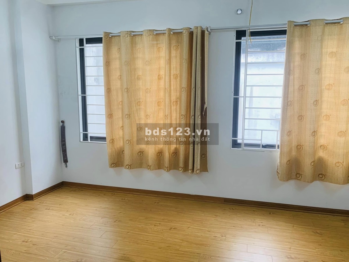 Bán nhà Văn Chương, Đống Đa, 35m2 5 tầng, 3 tỷ, lô góc, dọn vào ở ngay