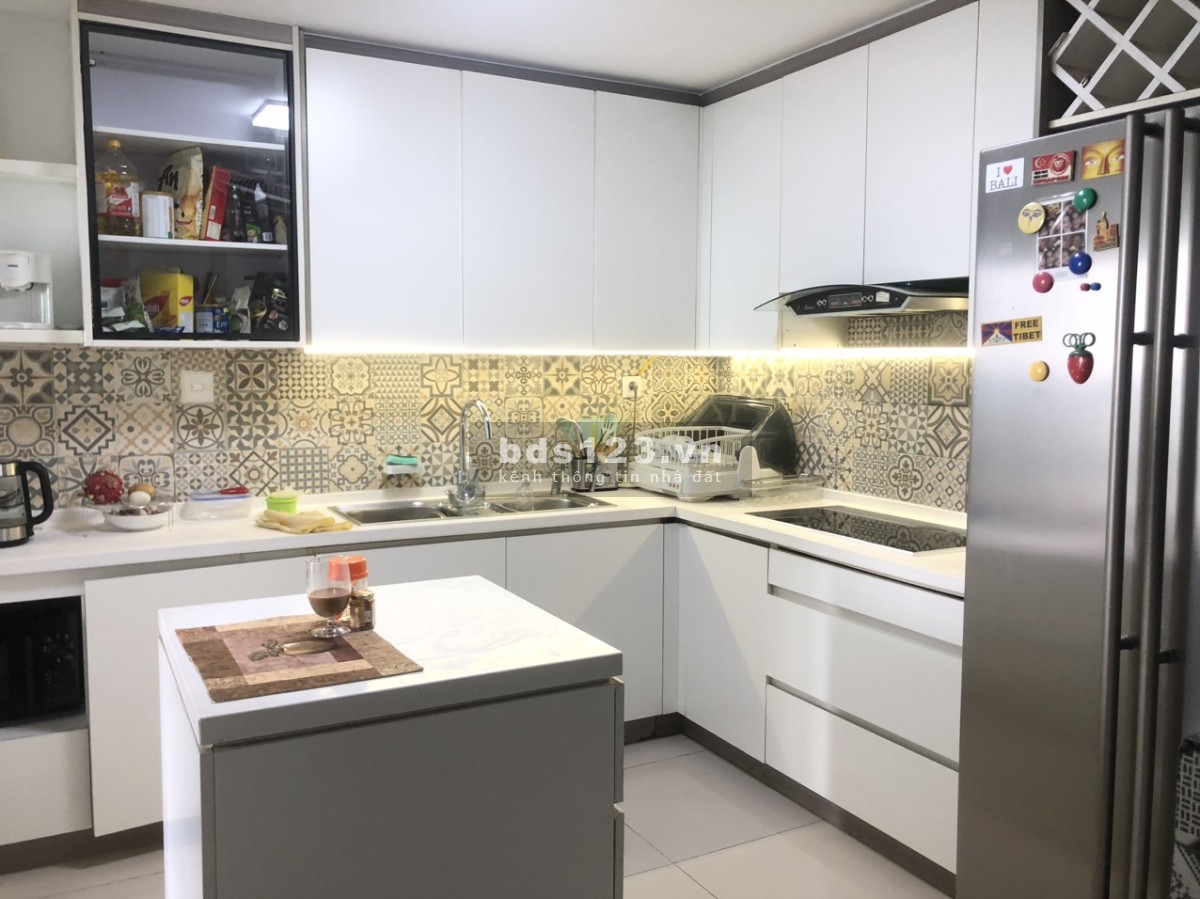 Bán nhà PHỐ NGÔ GIA KHẢM . 6 tầng . kinh doanh các mặt hàng .giá nhỉnh 5 ty