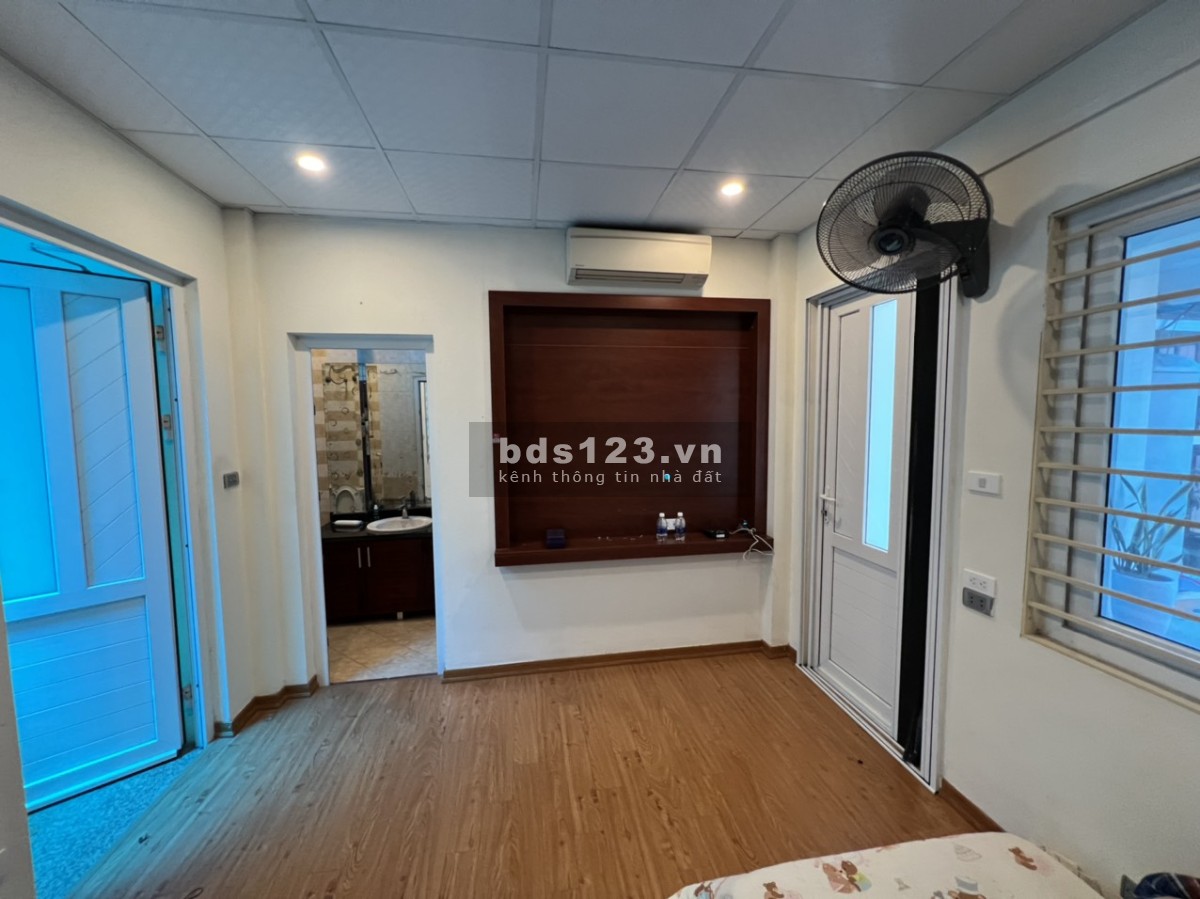 Cho thuê nhà nguyên căn giá rẻ khu vực Cầu Giấy