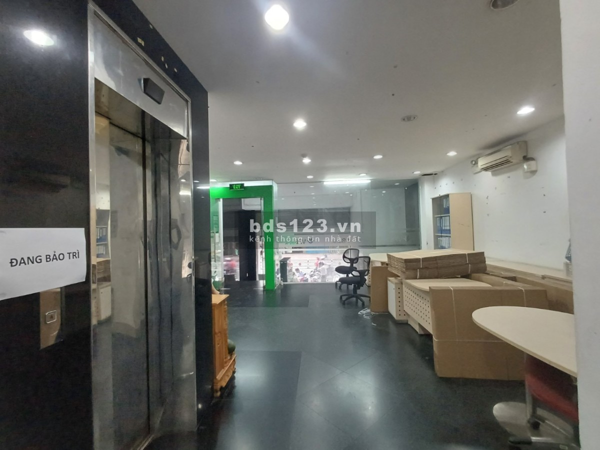 Cho thuê tòa nhà VIP MT đường Khánh Hội Quận 4, TPHCM giá tốt chính chủ