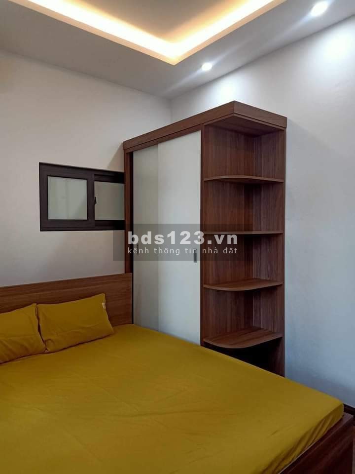 Bán nhà riêng tại phố Hoàng Cầu, 46m2 x 4 tầng, gần hồ, an sinh đỉnh, 3.8 tỷ TL 0333649396