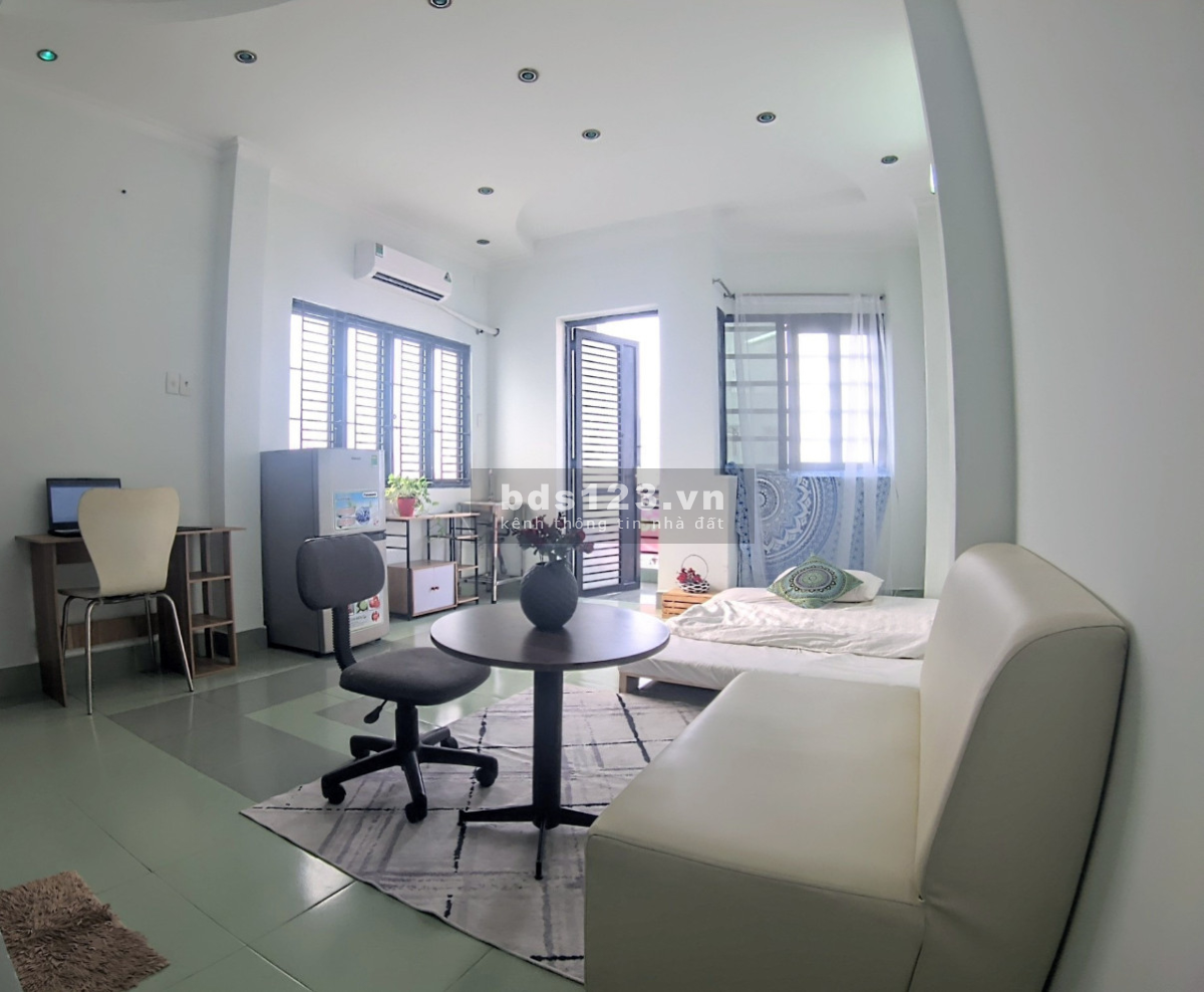 Cho thuê CHDV mặt tiền Lê Quang Định, gần Bà Chiểu, sạch sẽ, đầy đủ tiện nghi, giá 4,5 triệu/tháng