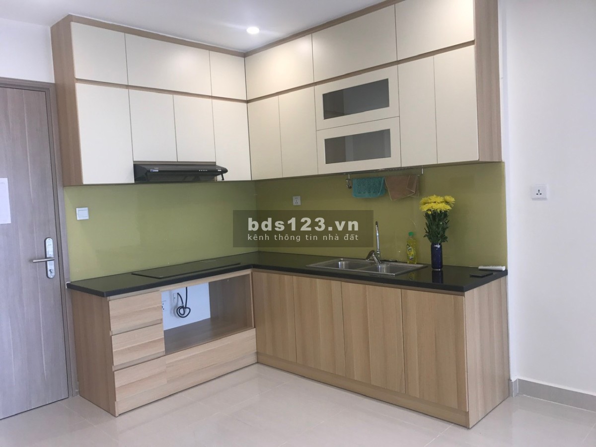 Cho thuê căn hộ 2PN1WC, bếp full rèm, giá 7 triệu/tháng tại Vinhomes Grand Park Q9