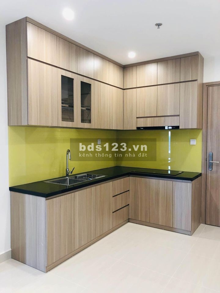 Cho thuê căn hộ 2PN đủ bếp rèm giá chỉ 8 triệu/tháng tại Vinhomes Grand Park Quận 9