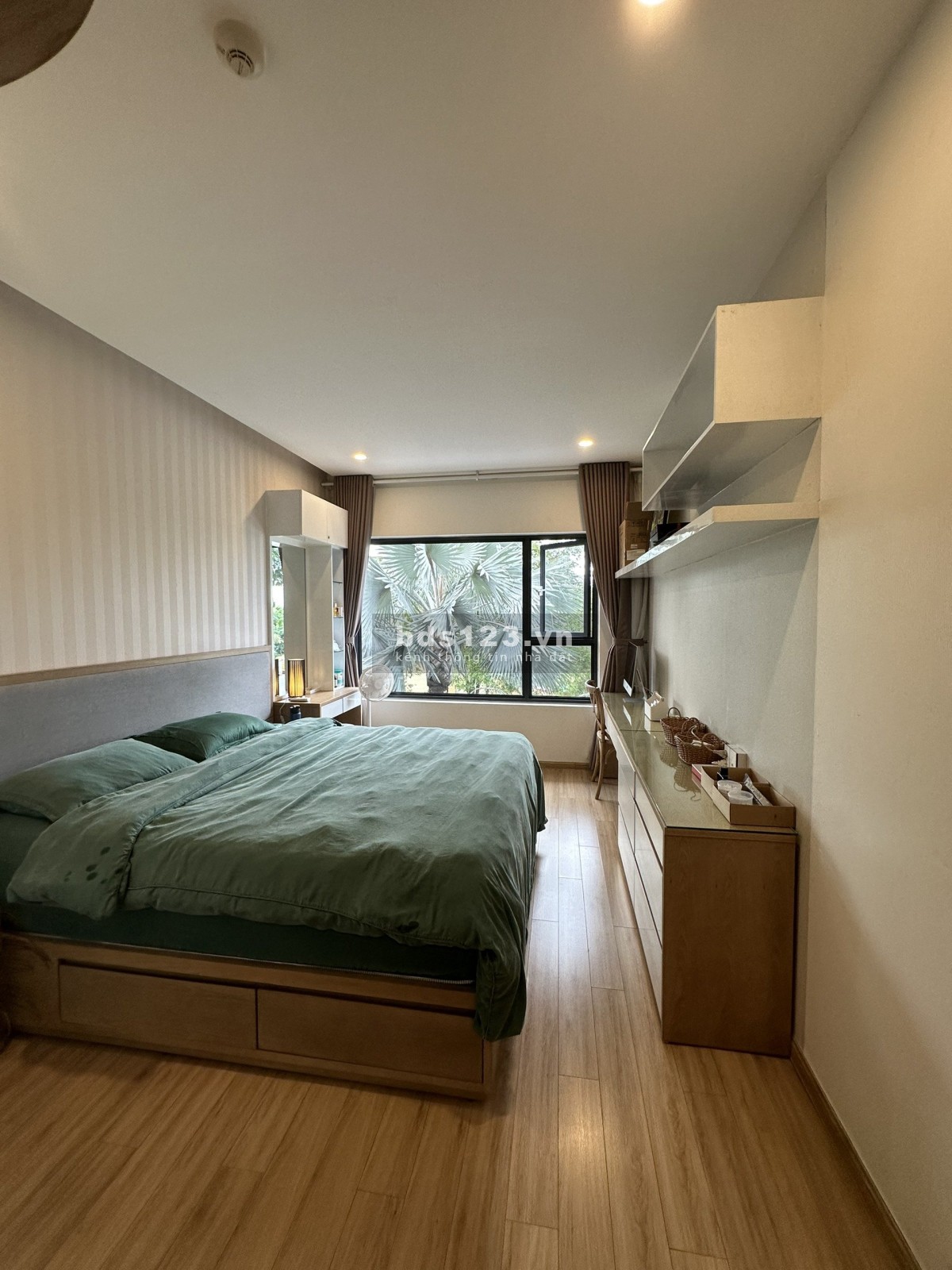 Cho thuê căn hộ 1PN New City 51m2 full nội thất, cực đẹp, giá chỉ 14.5tr view nội khu cây xanh