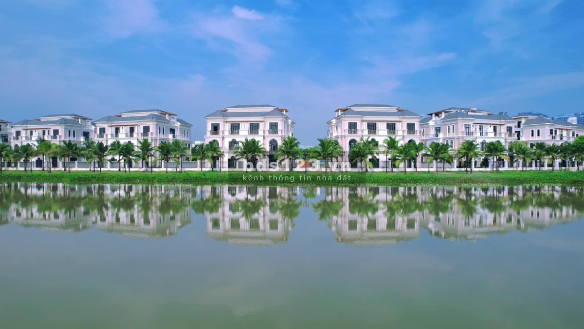 Bán biệt thự đơn lập giá cắt lỗ sâu tại Vinhomes Quận 9