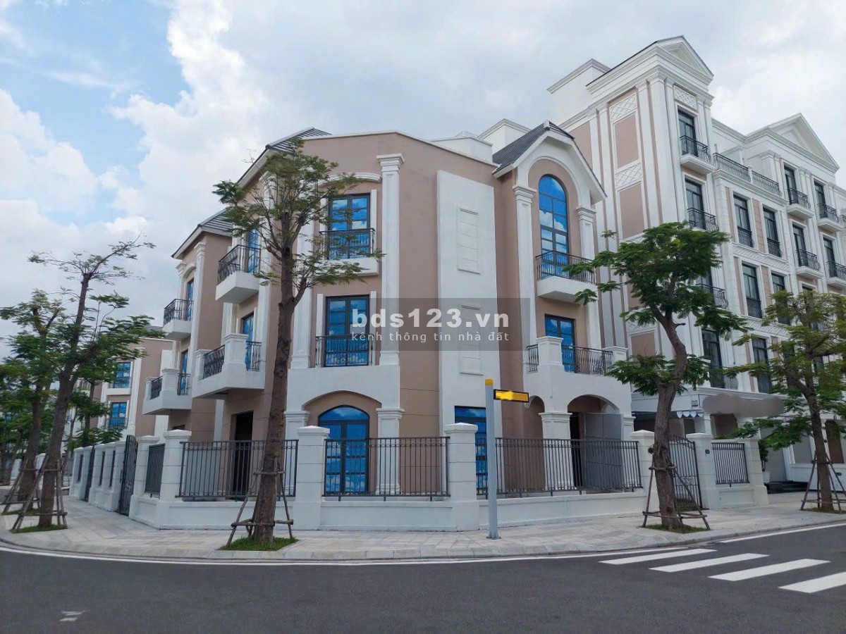 Bán biệt thự đơn lập giá cắt lỗ sâu tại Vinhomes Quận 9