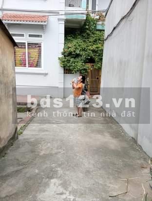 Bán đất Phúc Lợi 81m, mặt tiền 4m, giá 4.75 tỷ, ngõ ô tô vào đất rất nông, thông các hướng