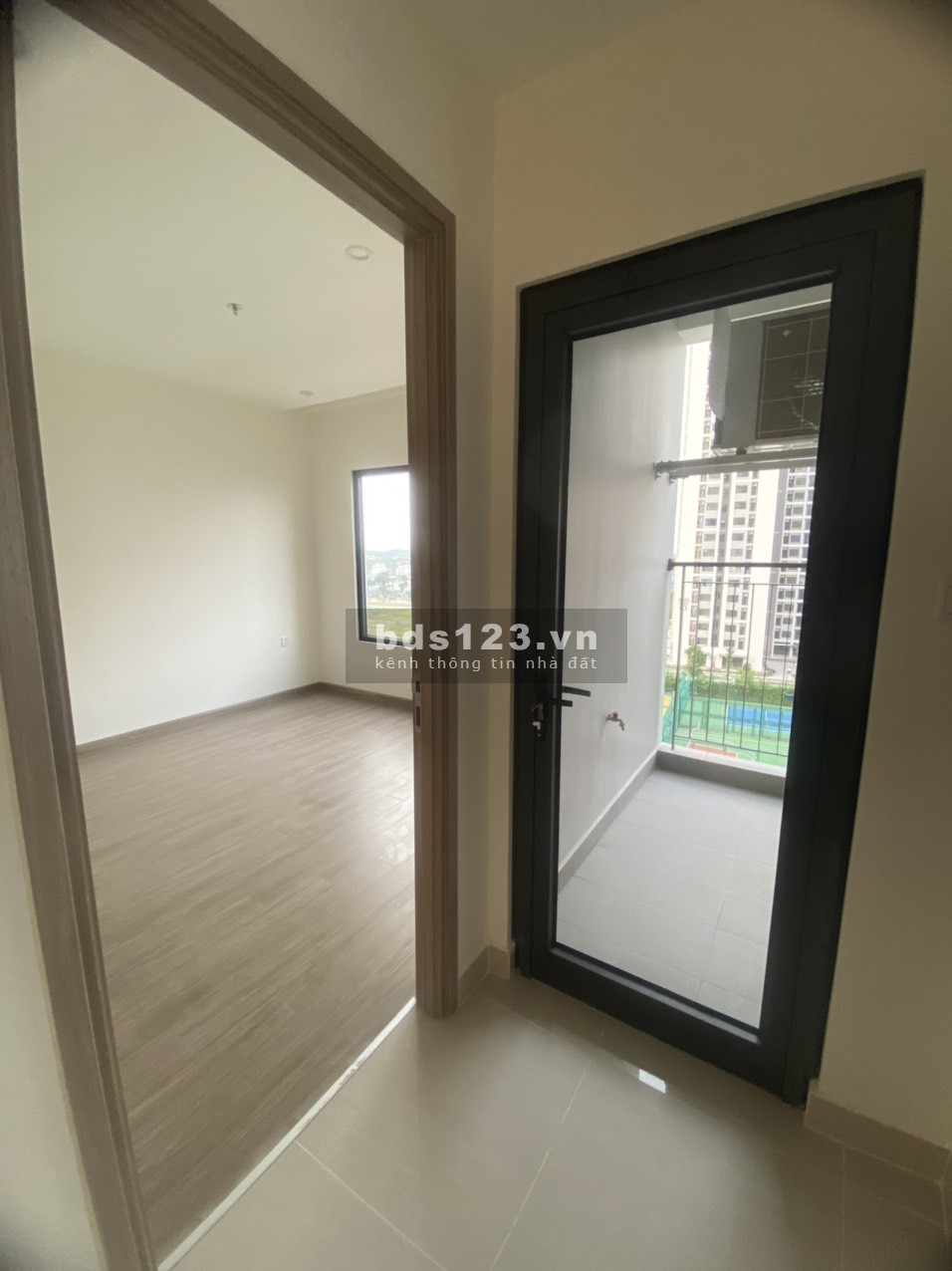 Cho thue căn hộ 3PN 2WC Vinhomes Quận 9 giá chỉ 8 triệu