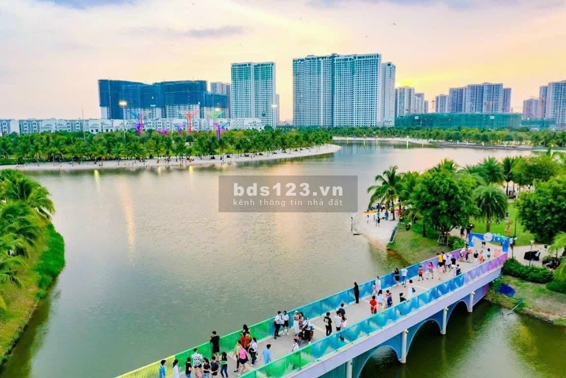 Bán biệt thự đơn lập giá cắt lỗ sâu tại Vinhomes Quận 9
