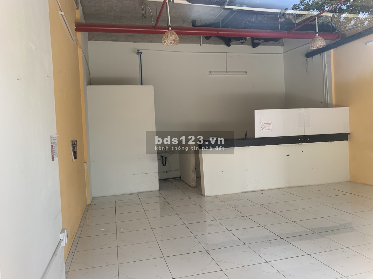 Cho thuê shophouse mặt sảnh 51m2 chỉ 25 triệu tại Vinhomes Quận 9