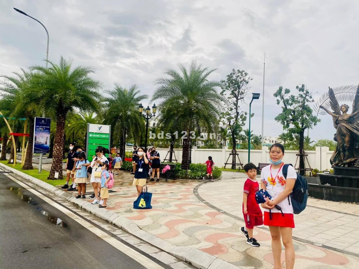 Bán Căn Hộ 2PN2WC 59M2, 2.320 TỶ Giá Rẻ Nhất Origami Vinhomes Grand Park Quận 9