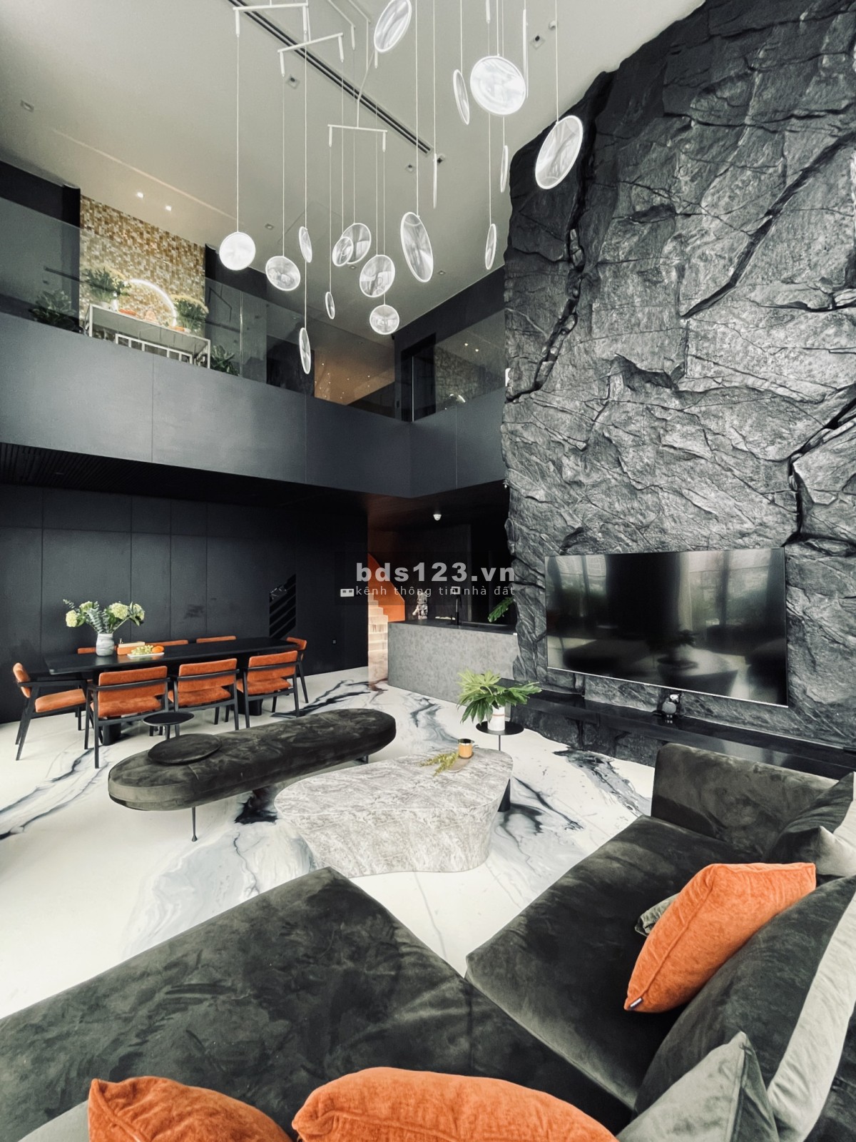 Bán Căn hộ cao cấp trong mơ, One Verandah siêu đẹp, DT 214m2, giá 35 tỷ