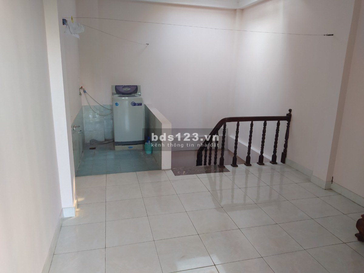 Cho thuê nhà riêng tại ngõ 151, đường Nguyễn Đức Cảnh,…