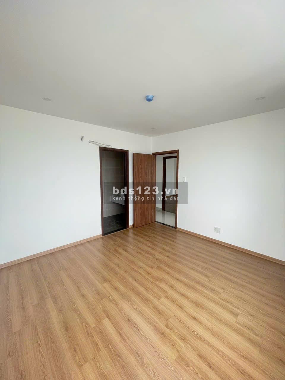 Cho thuê căn hộ 2PN - The Western Capital Q6, giá chỉ 7,5 triệu/th. LH: 0931446697