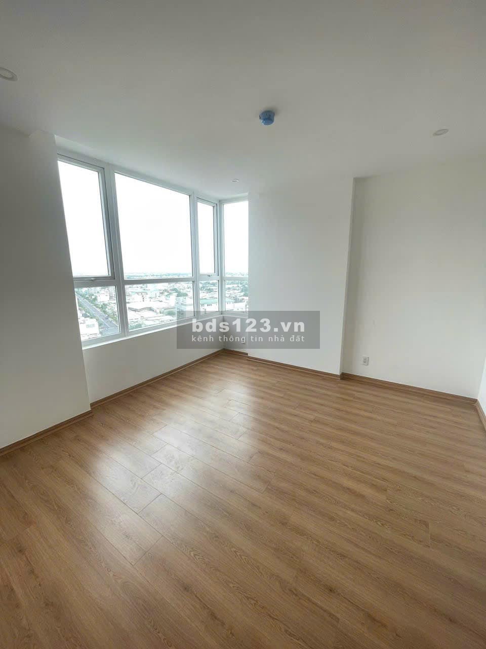 Cho thuê căn hộ 2PN - The Western Capital Q6, giá chỉ 7,5 triệu/th. LH: 0931446697