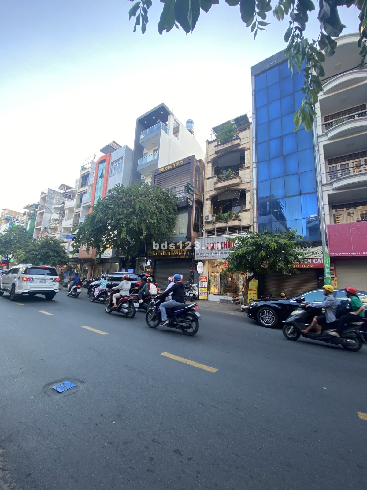 Cho thuê Nhà Mặt tiền kinh doanh 730 Nguyễn Đình Chiểu, Phường 1, Quận 3