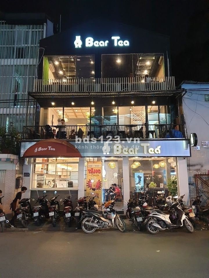 Cho thuê góc MTKD 261 Nguyễn Biểu, Phường 2, Quận 5-DT 70m2