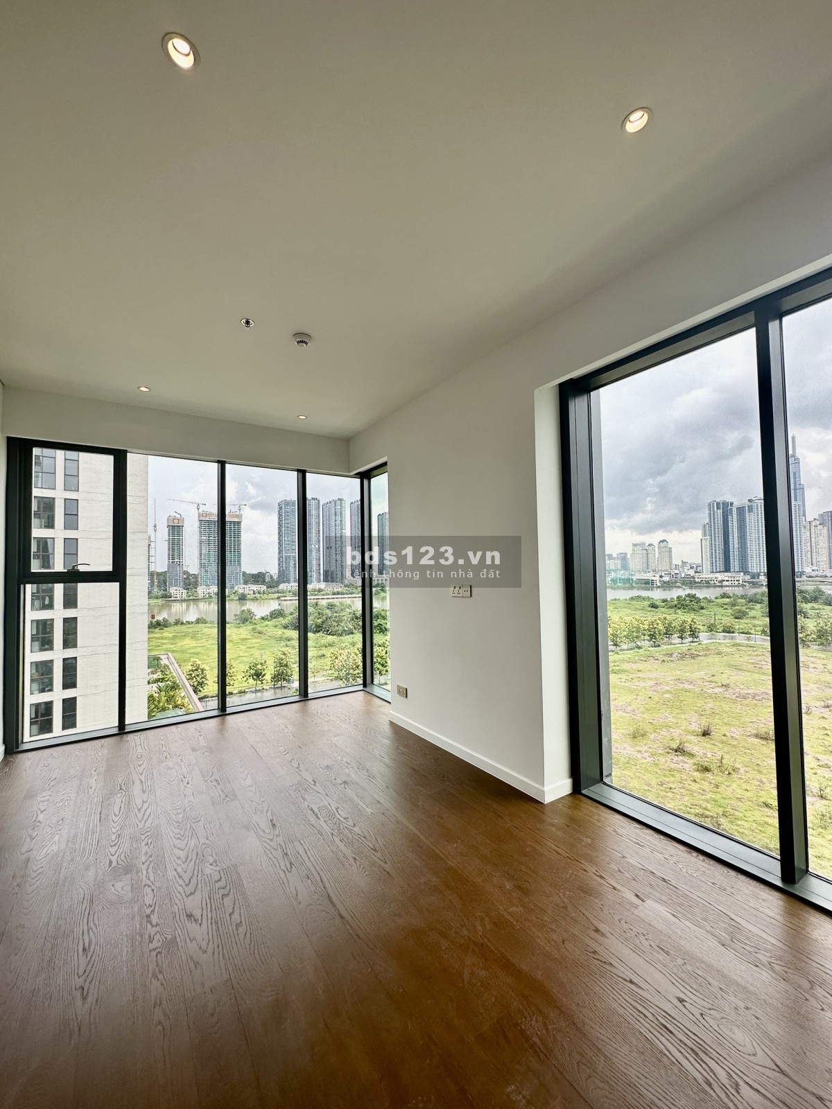 Cho thuê căn 3pn the crest - the metropole gdd2 - giá tốt nhất thị trường