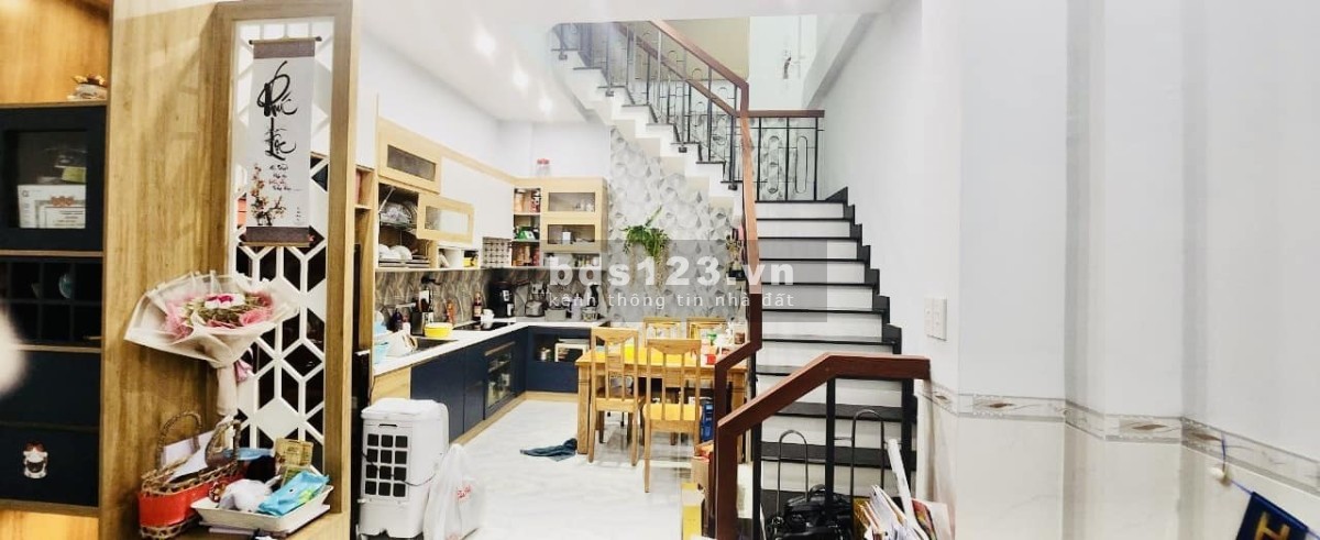 Bán nhà Gò Vấp (BV Hồng Đức) 41m2 4 tầng hẻm ô tô nhỉnh 4 tỷ