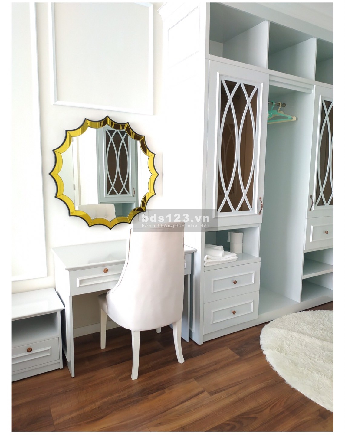 Bán gấp căn hộ 3 phòng ngủ tầng cao, view sông giá tốt nhất dự án Diamond Island lh xem nhà mọi lúc