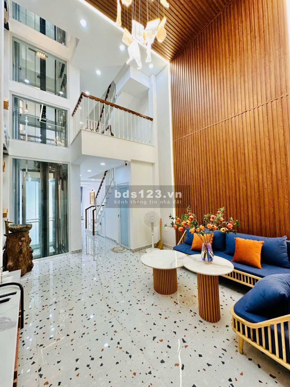 Bán siêu phẩm nhà phố có thang máy kính Phường 14, Quận Gò vấp, Hồ chí Minh