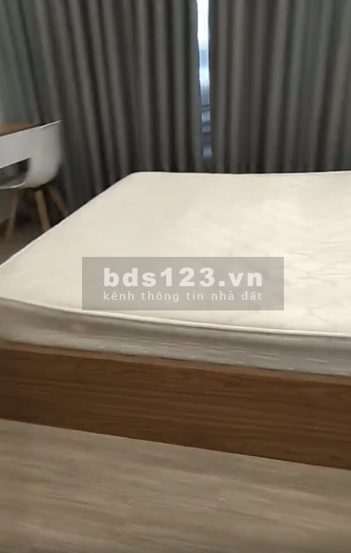 Cần tìm bạn nữ ở ghép phòng paster chung cư Vinhomes quận 9 căn hộ 3 phòng ngủ.