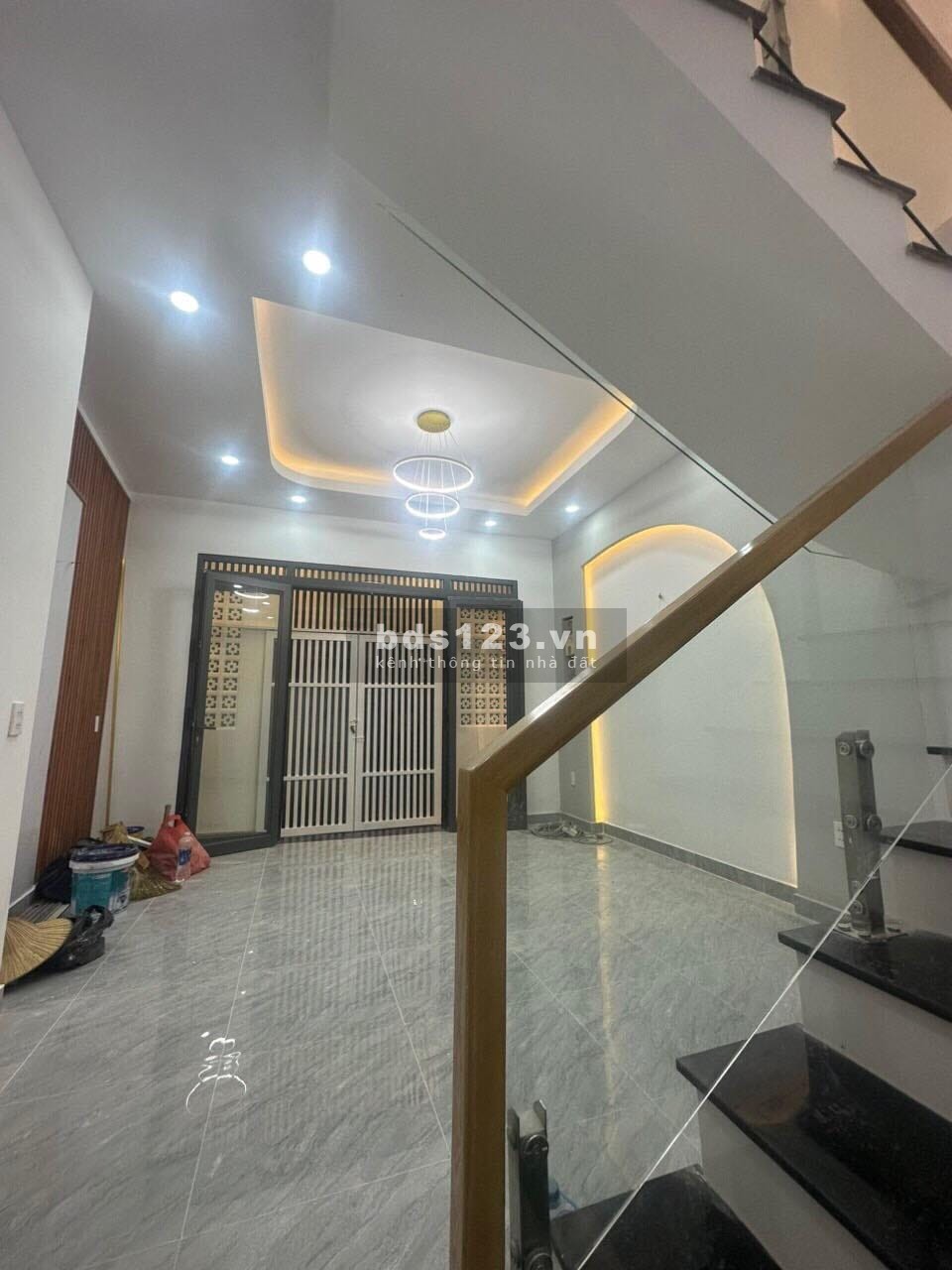 Bán nhà Bình Thạnh kế Quận 1 – Diện tích 45M2 chỉ 4 tỷ 2 (TL)