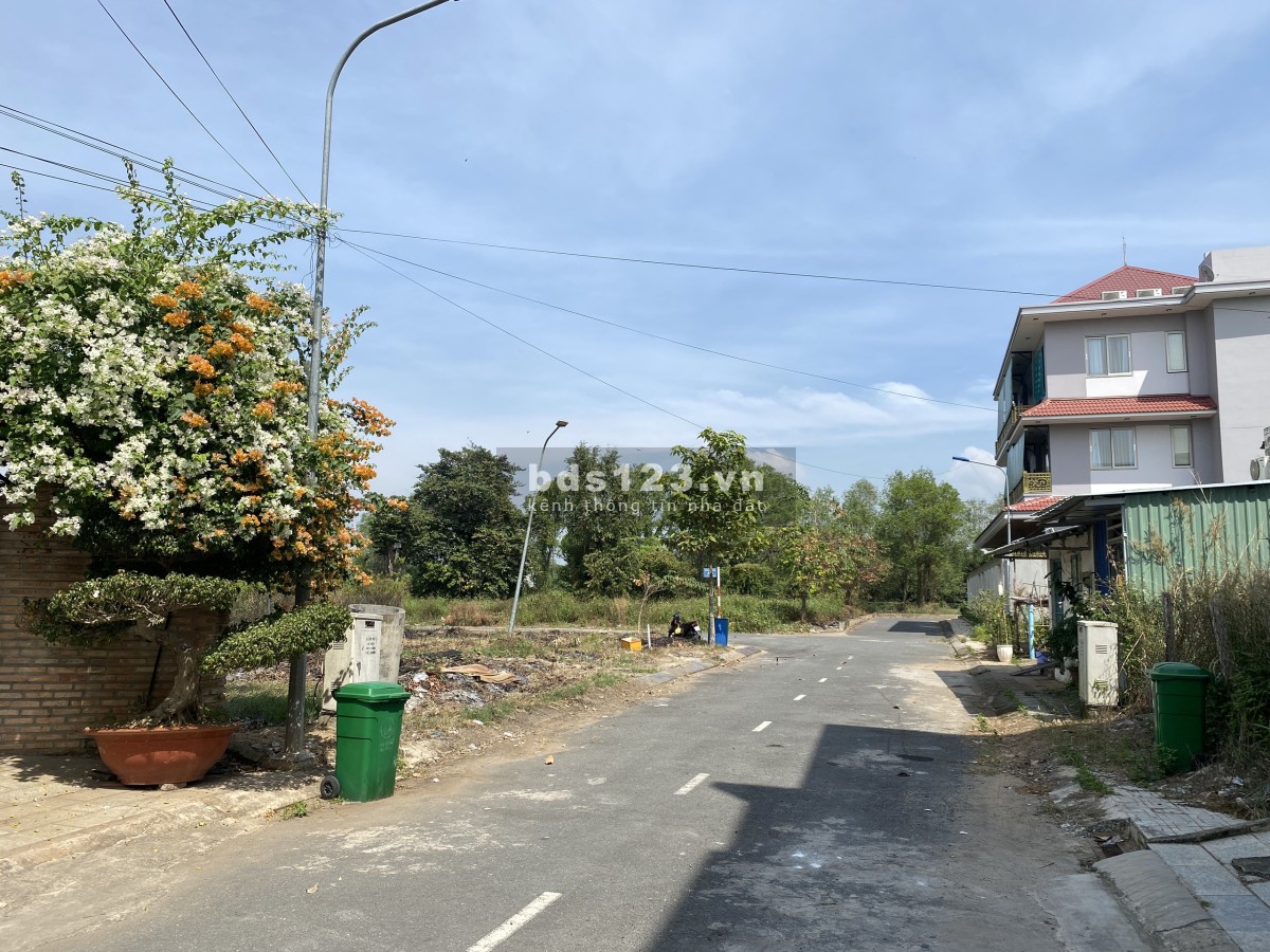 Thở ô xi đất biệt thự view sông 430m2 kế nhiều tiện ích quận 9 18tỷ989 cắt 5 tỷ