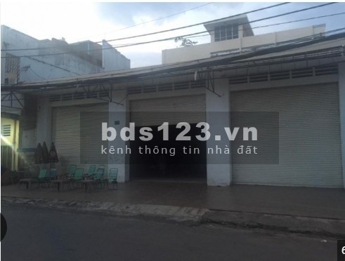 Cho thuê kho xưởng lớn 900m2 tại quận 11