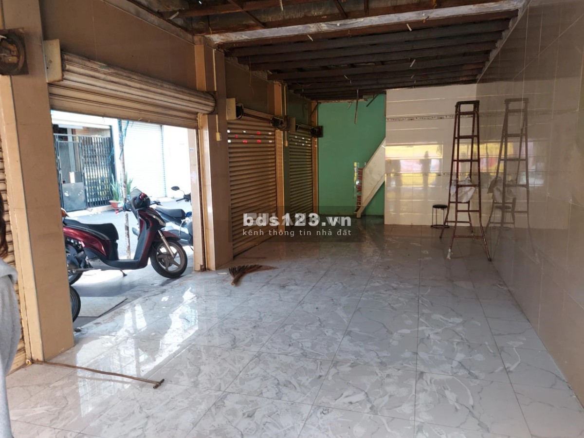 Cho thuê nhà góc 2MT Ba Vân gần chợ Bàu Cát