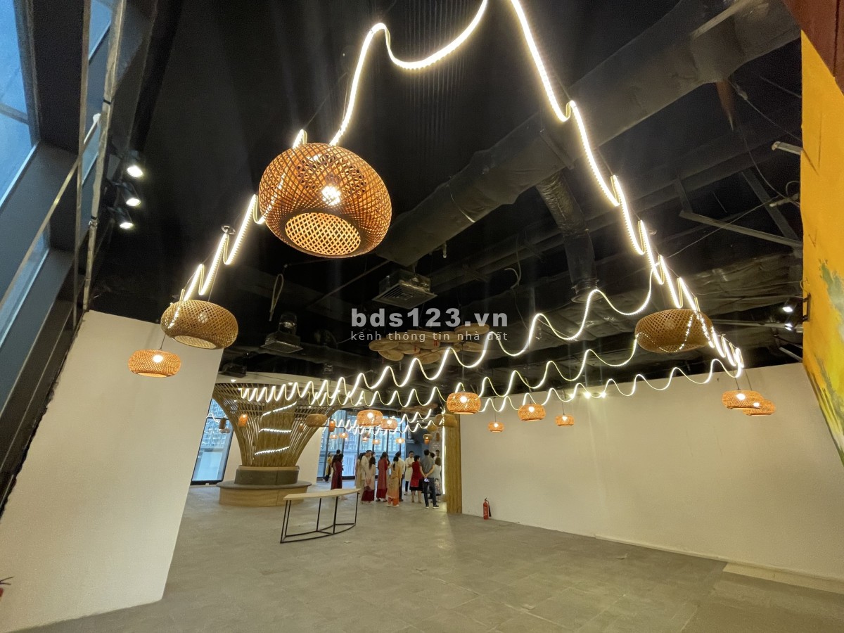 Cho thuê mặt bằng TTTM Grand Plaza, vị trí trung tâm quận Cầu Giấy