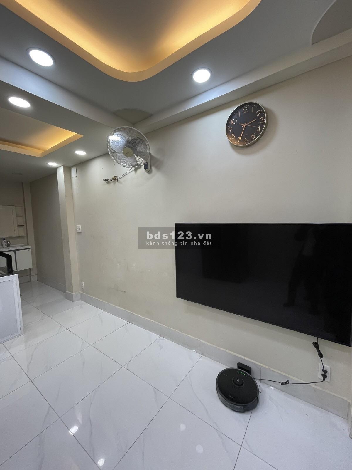 Bán nhà hẻm xe hơi 4 tầng btct kinh doanh sát Tân Bình, nhà 3pn, 3wc, sổ vuông A4, tặng nội thất