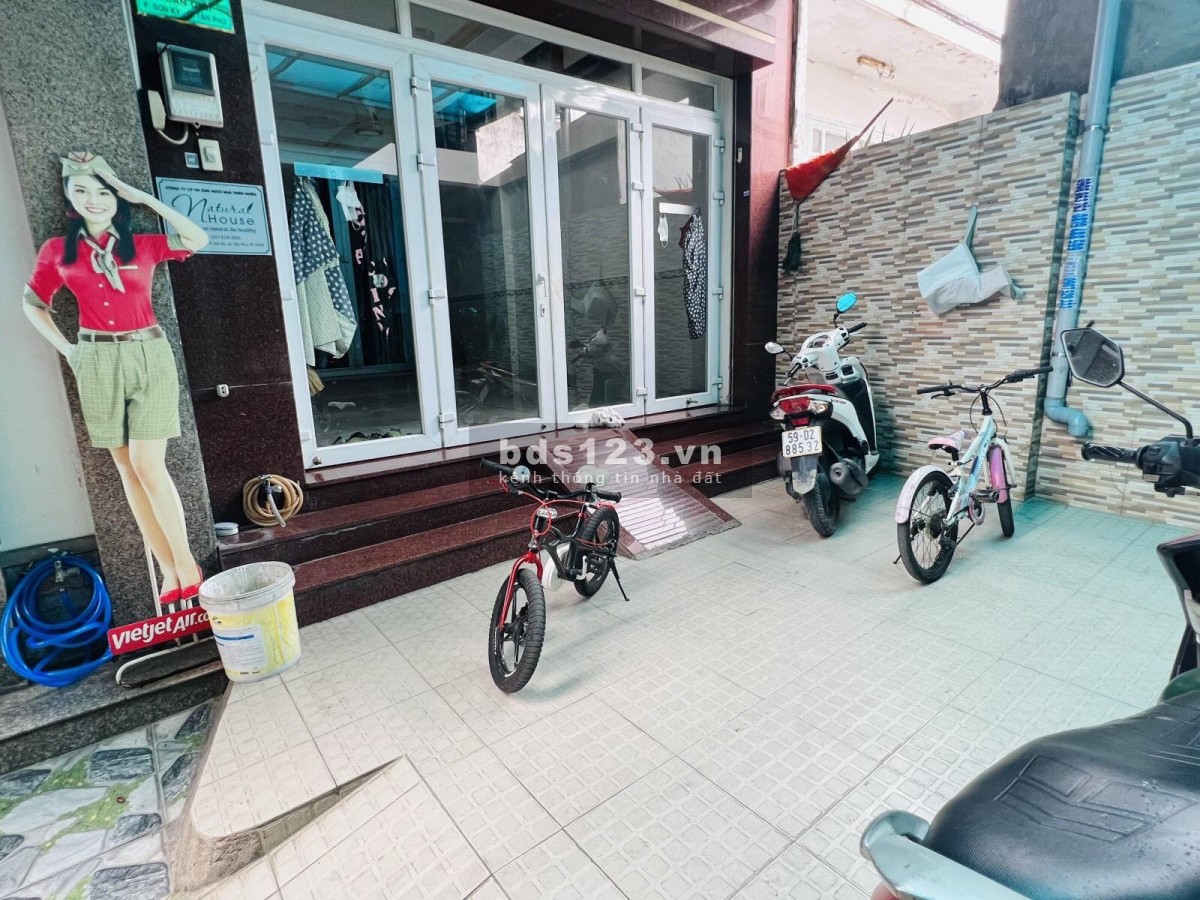Bán nhà riêng Tân Phú, HXH 1 sẹc, 5 tầng BTCT ~ 50m² - Nhỉnh giá 5 tỷ - Bán gấp