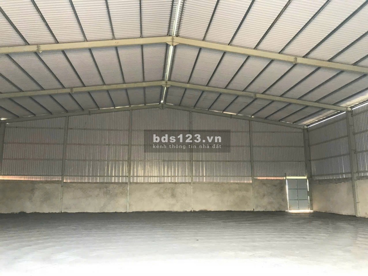 Nhà xưởng cho thuê 650m2 TX52, Quận 12