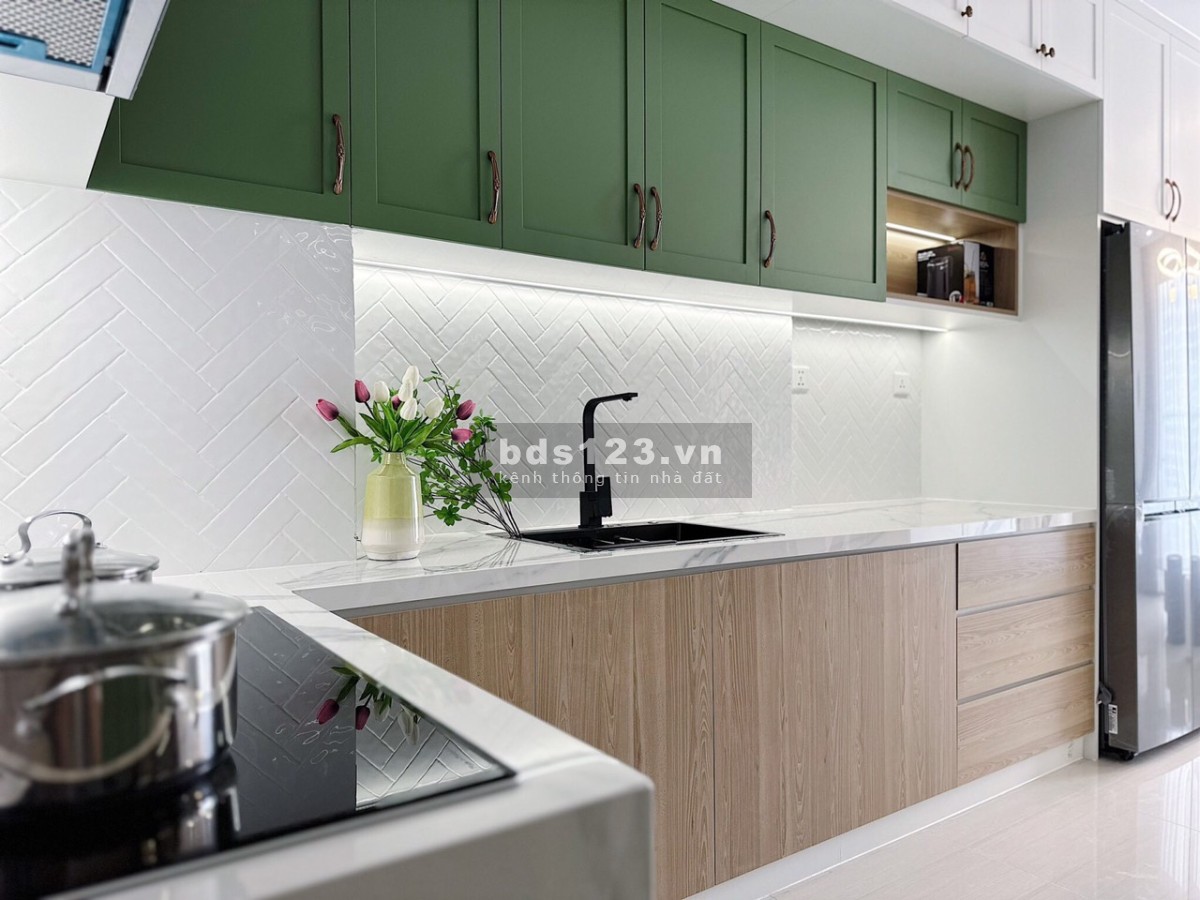 Cho thuê căn hộ 3PN full nội thất cao cấp chỉ 15 triệu tại Vinhomes Q9